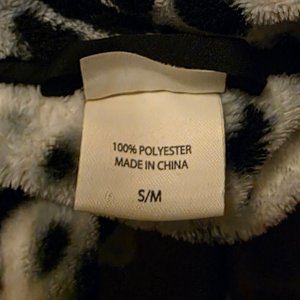 SOMA Embraceable Uptown Snow Leopard Plush Long Robe - Size S/M - Picture 10 of 10